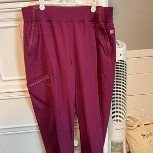 Scrub bottoms jogger style